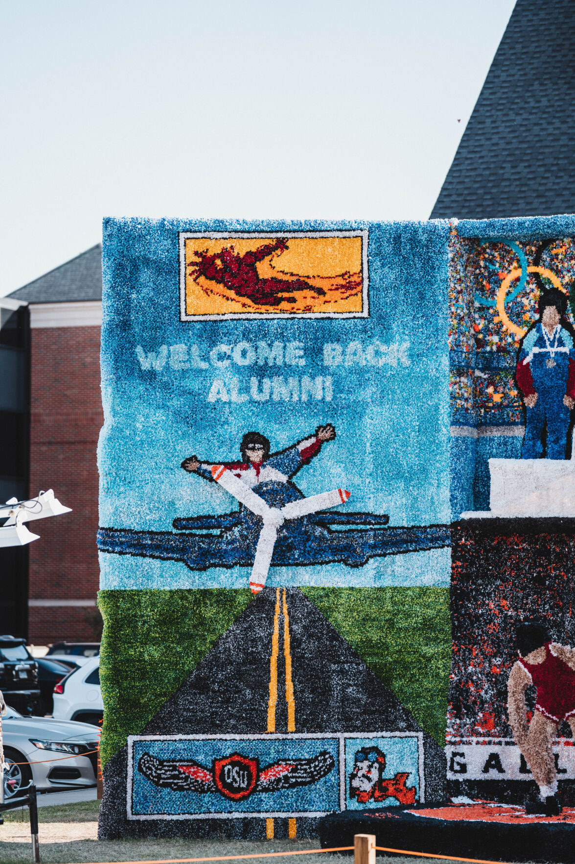 Homecoming Walkaround